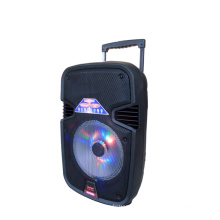 Drahtloser FM / USB beweglicher Lautsprecher F82D